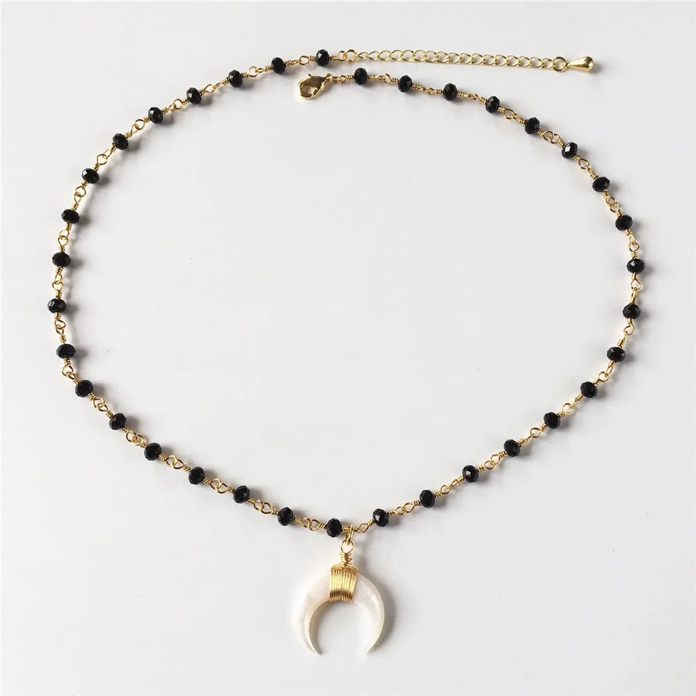 FUWO Natural Mother of Pearl Crescent Necklace,Golden Winding Black Crystal Beads Chain Simple Cute Shell Jewelry NC536 5Pcs/Lot