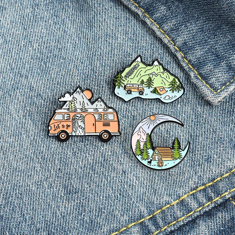 Chinese Style Creative Cartoon  Product Tourist Car Mountain Peak Simple River Pine Tree Cabin Alloy Brooch Fashion Accessories