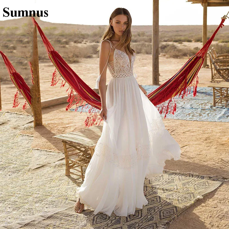 Sumnus 2020 Bohemian Wedding Dresses Sexy Backless Spaghetti Straps Beach Bridal Dress Chiffon Wedding Gowns Plus Size