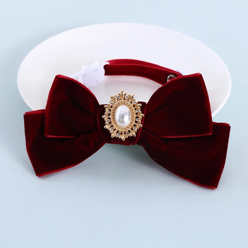 Retro Cats Collars Velvet Kitten Bowknot Bow Tie with Pearl Adjustable Anti-suffocation Puppy Necklace Pets Party Accessories