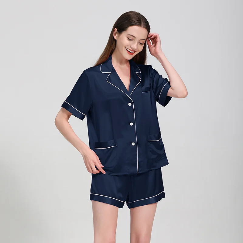 

Fashion Leisure Solid Color Silk Women Pajama Shorts With Turn-Down Collar Pockets Cardigan Short-Sleeved Home Wear Nightwear