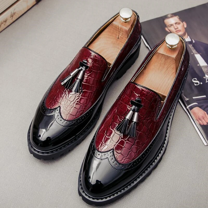 

New Crocodile Casual Business Men Shoes Vintage British Formal Dress Leather Shoes Mixed Colors Tassel Loafers Wedding Oxfords