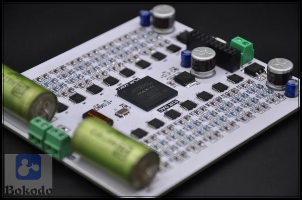 R2R PCM 32-bit Fully Discrete Decoding DAC Stereo with Display