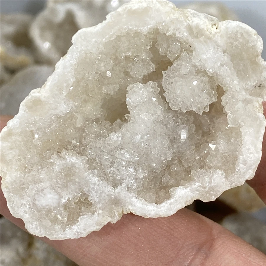 Geode surowy nieregularny kamień naturalny biały agat kromka kwarcowy bryła kryształowa minerały uzdrawianie Reiki Crystal Home Decoration