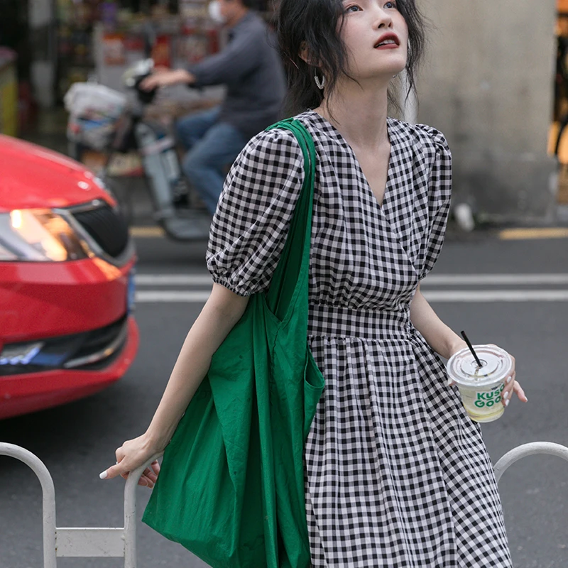 Vestido de verano a cuadros para mujer, suave, de cintura alta, estilo francés, cuello en V, Vintage, manga abombada