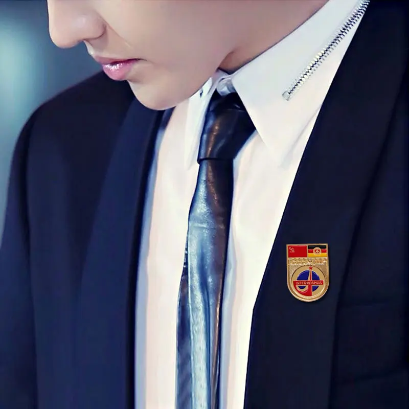 شارة Interkosmos DDR 1979-1980 بروش برنامج الفضاء الروسي اتحاد الجمهوريات الاشتراكية السوفياتية #5