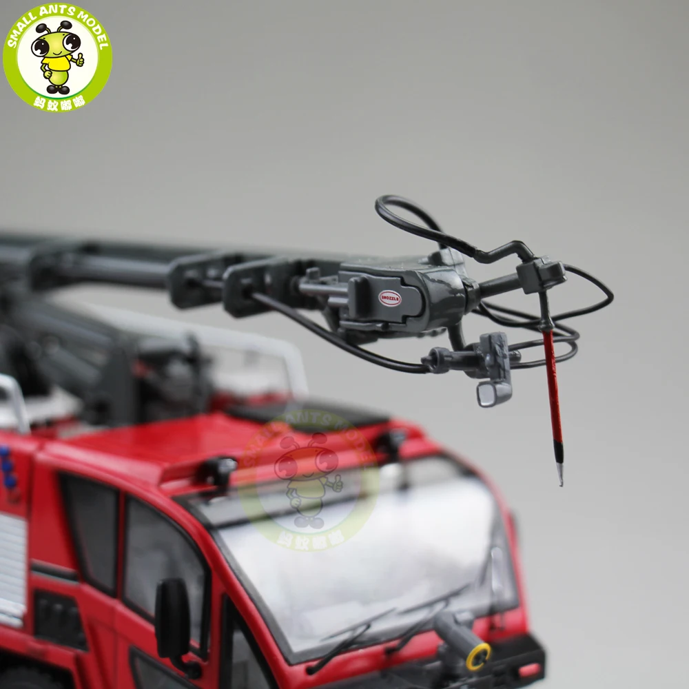 1/50 OSHKOSH Striker 6×6 Airport Fire Truck Diecast Model Toys Car Boys Girls Gifts