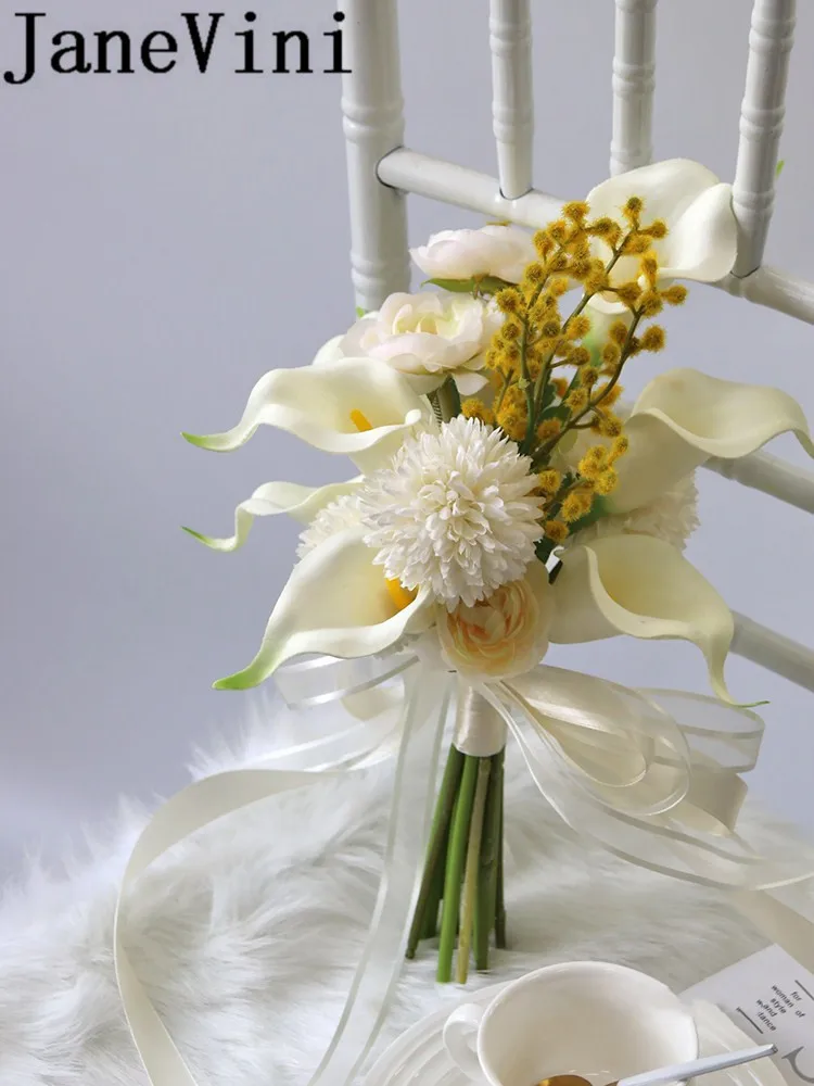 JaneVini Branco Marfim Damas de Honra Bouquets Artificial Coréia do Lírio de Calla de Casamento Flores De Seda Mão Buquê de Noiva Da Dama de honra 2019