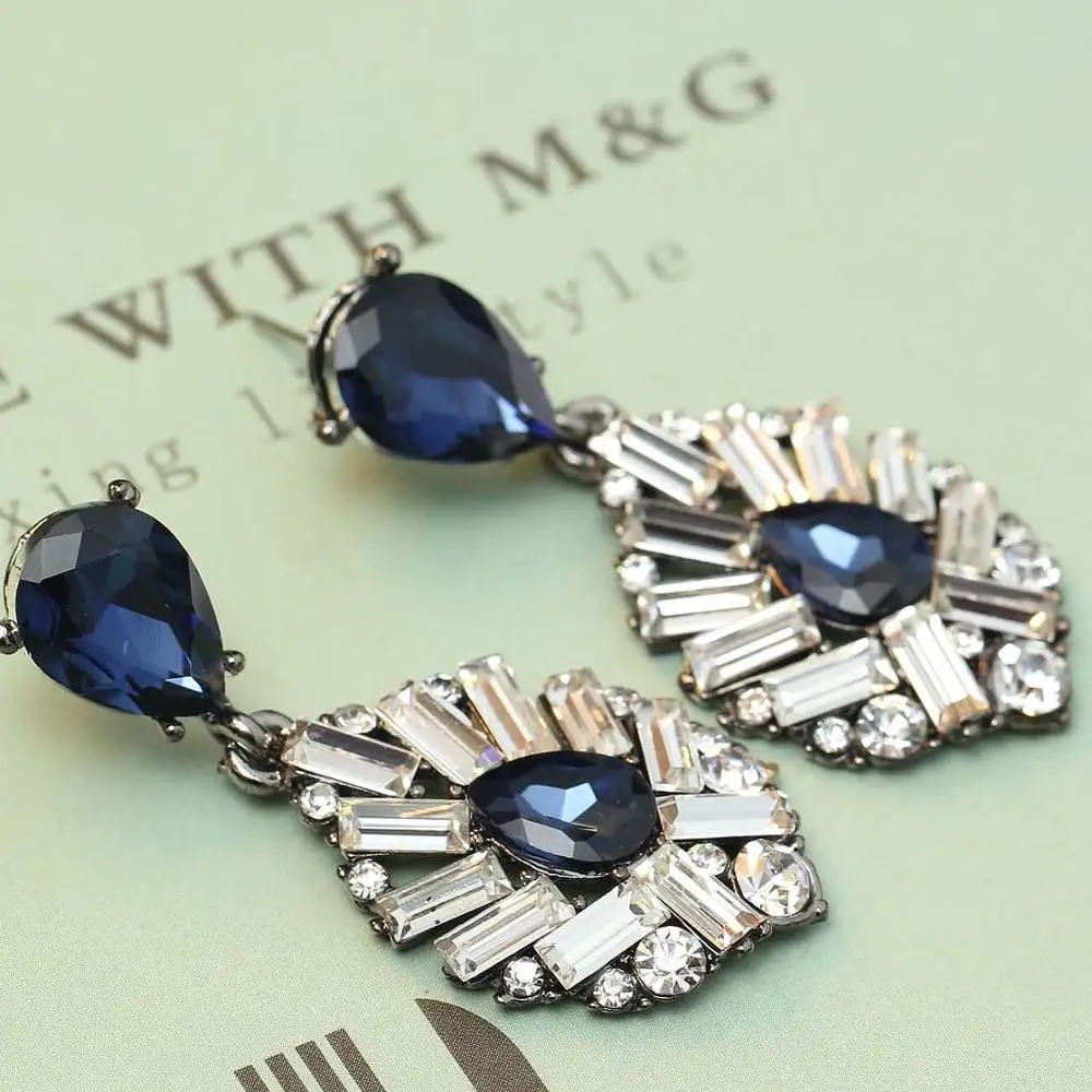 exquisite Women\'s fashion earrings New arrival brand sweet metal with gems crystal earring for women girls E307