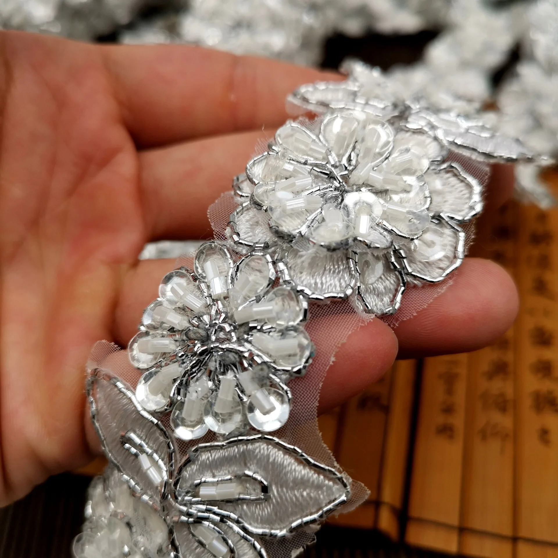 

5yards silver white 3D flower handmade beads Lace trim 4cm width DIY Embroidery wedding dress Lace Trim Cord Sewing Decoration