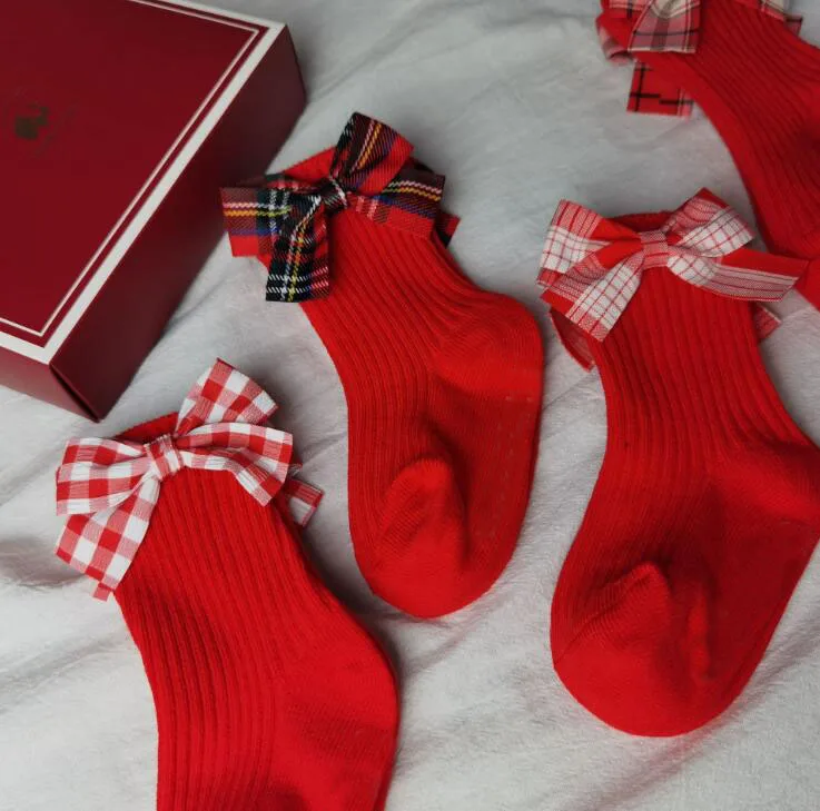 Chaussettes rouges à carreaux avec nœud papillon pour nouveau-né, en coton, pour enfants de 0 à 3 ans, 1 paire/2 pièces