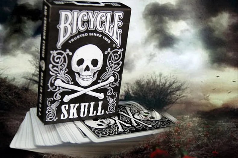 Bicycle Black Skull Playing Cards Deck Halloween Theme Poker USPCC Magic Card Games Magic Tricks Props for Magician