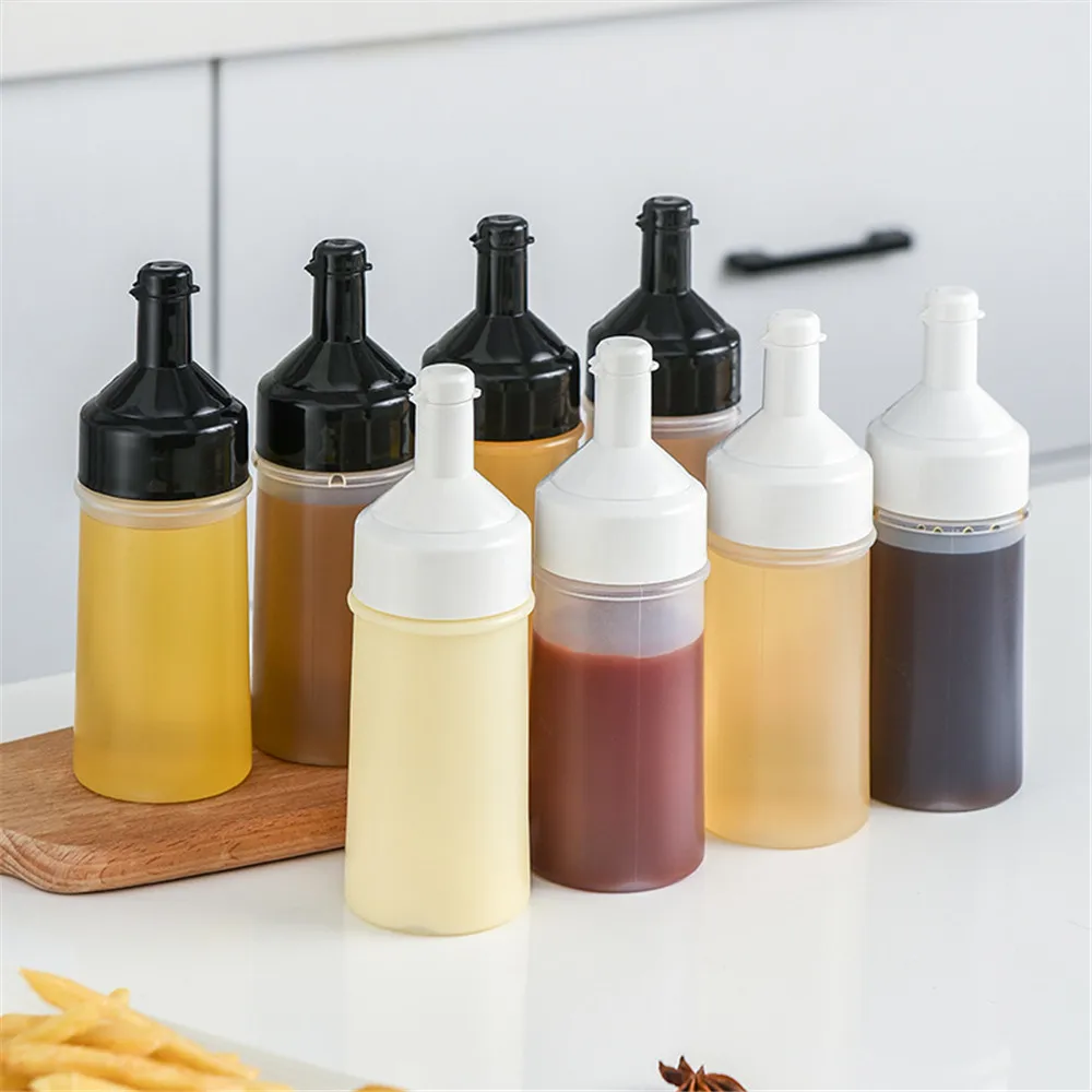 

Plastic Squeeze Oil Can Sauce Bottle Kitchen Accessories Gravy Sauce Vinegar Oil Ketchup Gravy Cruet Condiment Dispenser