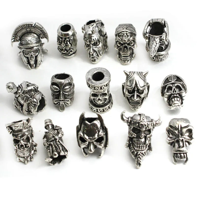 2 Stück Schädel Krieger Helm Wikinger Rune Haargeflecht Dreadlock Bart Perlen Paracord Seil Messer Perlen Anhänger für Armband DIY Herstellung