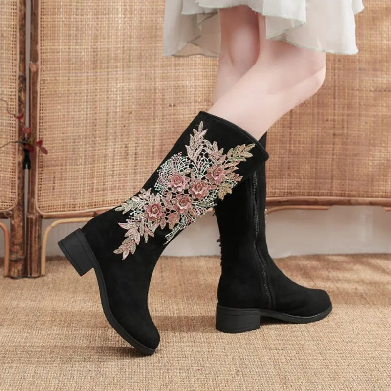 Women Stacked Heel Mid Calf Boots Zip up High Riding Boot Faux Suede Retro Appliques Long Booties for Female Plush Winter Shoe