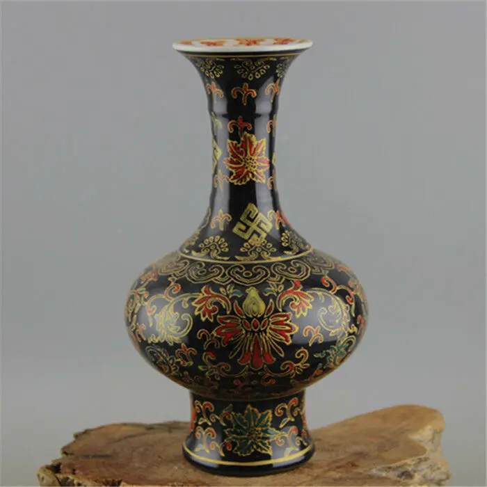 

QING YONGZHENG China old antique Porcelain Black Colour enamels flower Vase