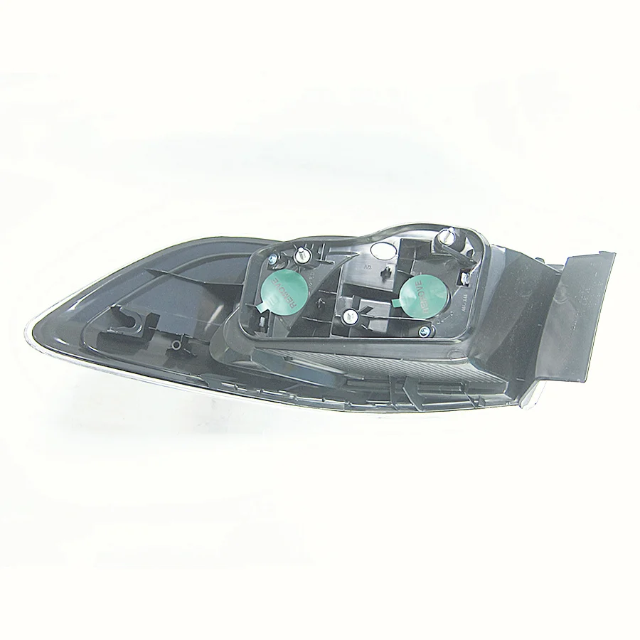 Car accessories BBM4-51-150 body parts outside tail lamp for Mazda 3 BL sedan 4 door 2008-2012 1.6 engine