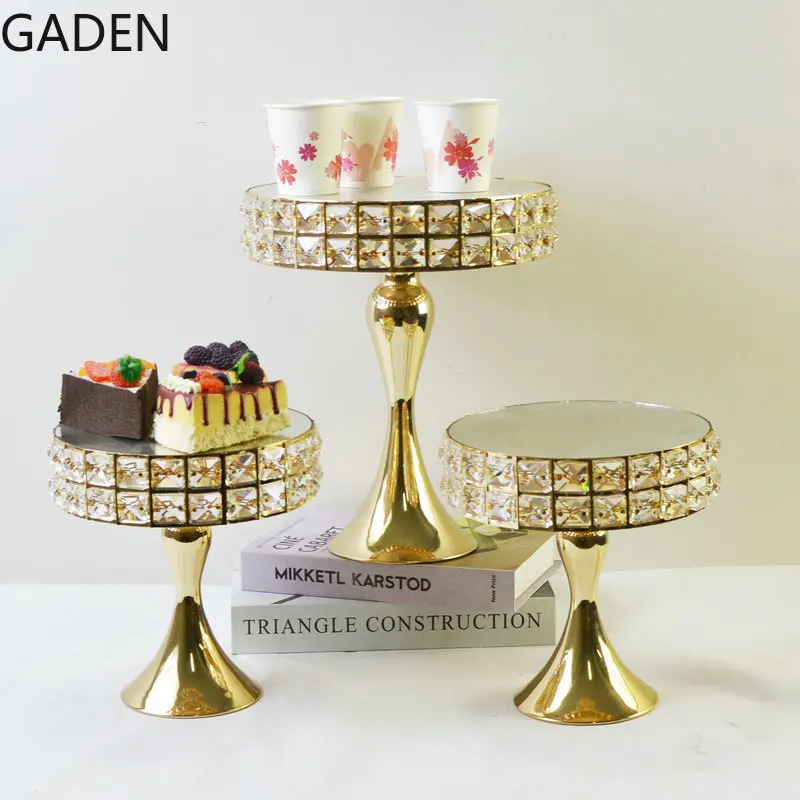 High-end Metal Mirror Cake Stand Wedding Dessert Table Crystal Cake Table Decoration Glass Fruit Plate Pastry Display Plate