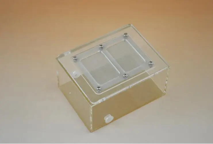 Acrylic with lid feeding box Feeding box Spider box Kun reptile box Ant nest Ant 12*6*9 cm breeding insect breeding box