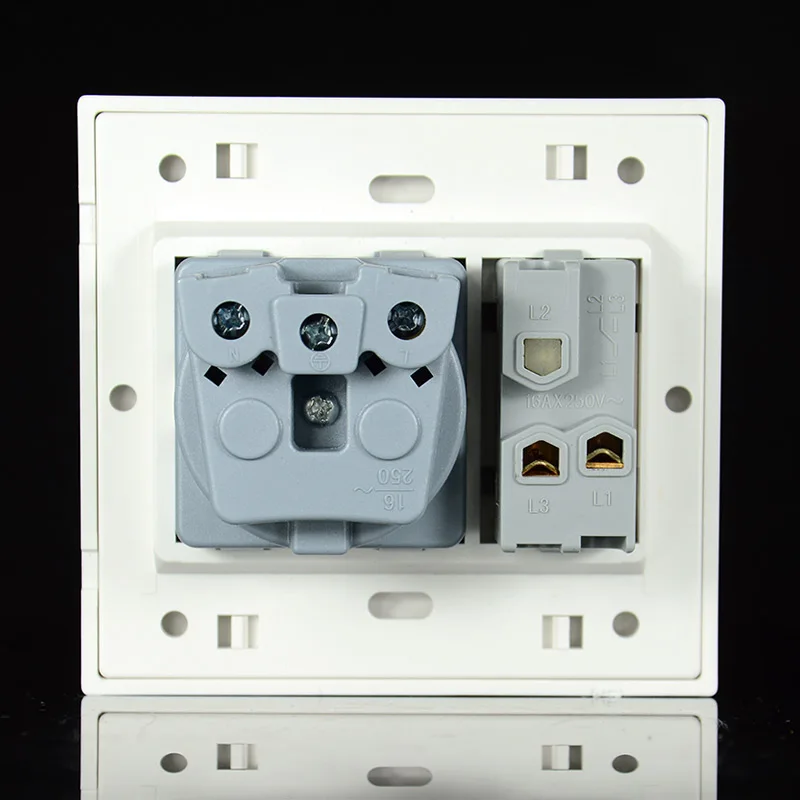EU Household German standard 2-hole power plug wall socket with 1Gang 1Way Switch Socket  86 * 92mm flame retardant panel 16A