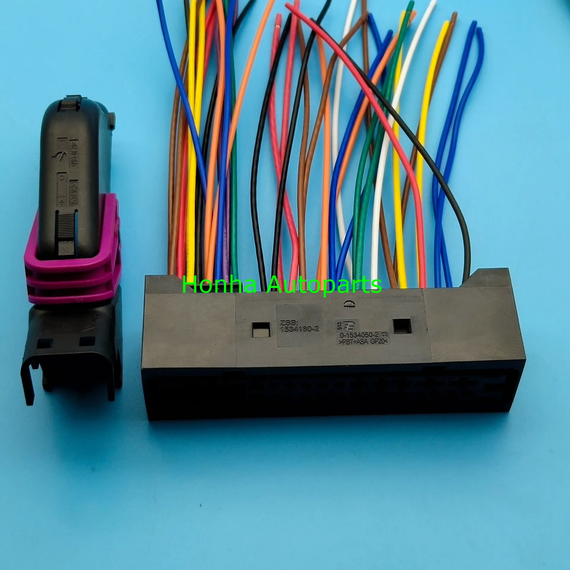 Free Shipping 38Pin Car Power plug Connector Amplifier plug 5K0 971 636/5K0 971 636 A wire harness