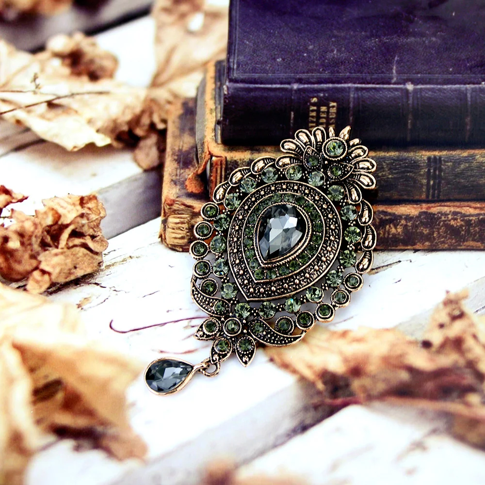 Sunspicems Vintage Turkish Crown Brooch Pins for Women Antique Gold Color Water Drop Resin Jewelry Ethnic Wedding Bridal Gift