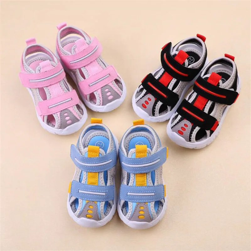 

Boys' Baotou sandals net red 2021 summer new children's sandals children's soft soled antiskid beach shoes girls' sandals