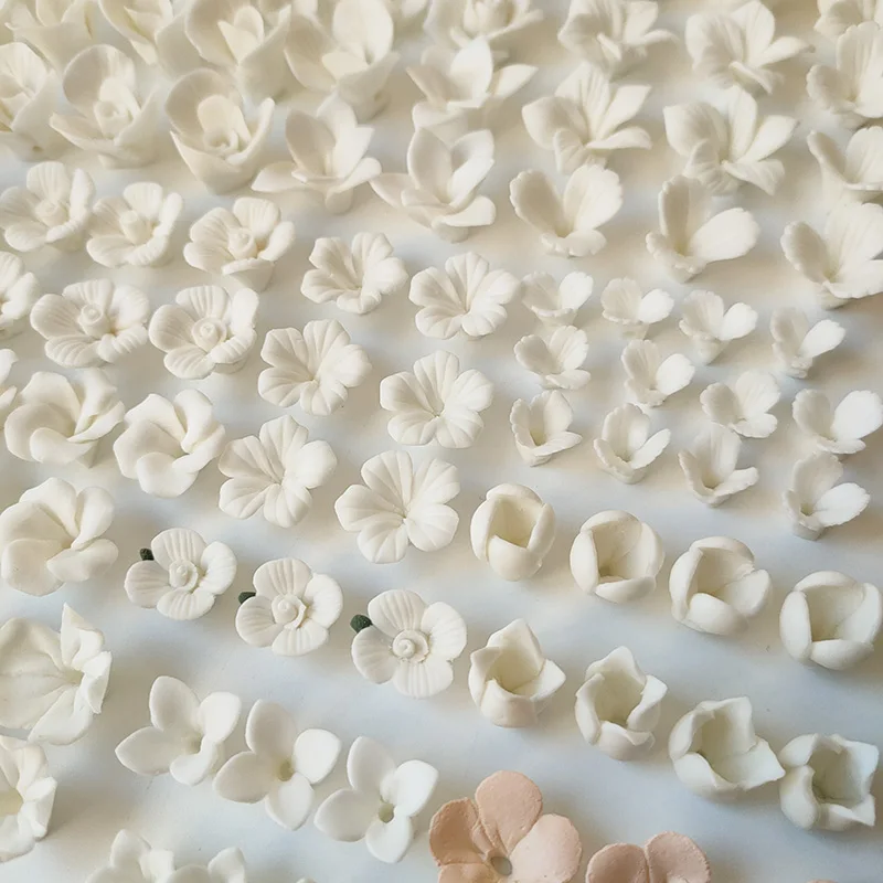 50pcs Handmade Ceramic Flower Material White Color Porcelain Floral Hair Accessories For DIY Jewelry Make Parts
