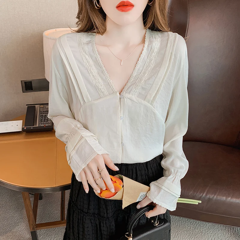 2021 Herfst V-hals Kant Stiksels Chiffon Lange Mouwen Shirt Vrouwen Uitlopende Mouwen Dunne Dieptepunt Top Blusas Elegantes Femme