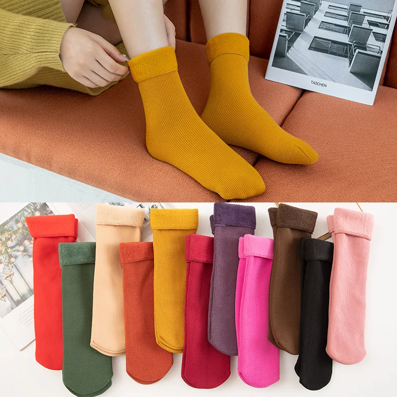 

Autumn and Winter Vertical Stripes Snow Socks Fleece Lined Padded Warm Keeping Fashion Casual Women's Mid-Calf Length Sock