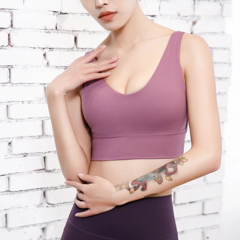 Yoga Underwear Bra Running Sports Fitness Vest 2024 New Gathered Bra Sexy Deep V Beauty Back Shockproof