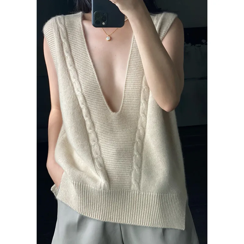 Women\'s Sleeveless Jackets, Sweaters, Pullovers, Autumn And Winter New Style Chic Sexy Fashion All-Match Woolen Sweater Vest