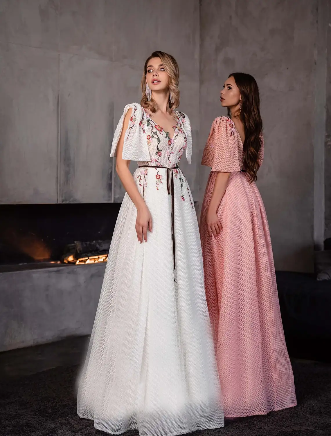 Robe de soirée de noël à manches courtes pour femmes, tenue de bal originale, élégante, longue traîne, légère, Simple, brodée