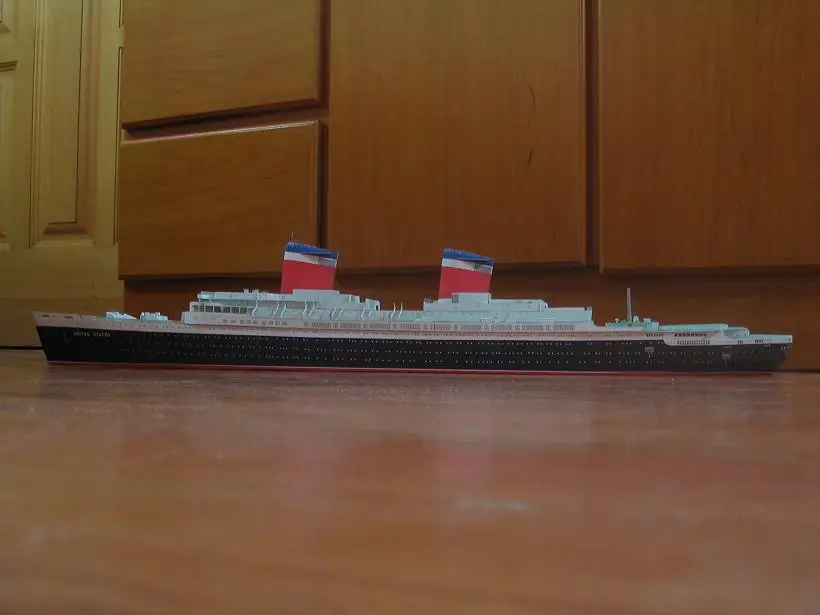 1:400 Scale SS United States Luxury Passenger Liner Handcraft Paper Model Kit Handmade Toy Puzzles