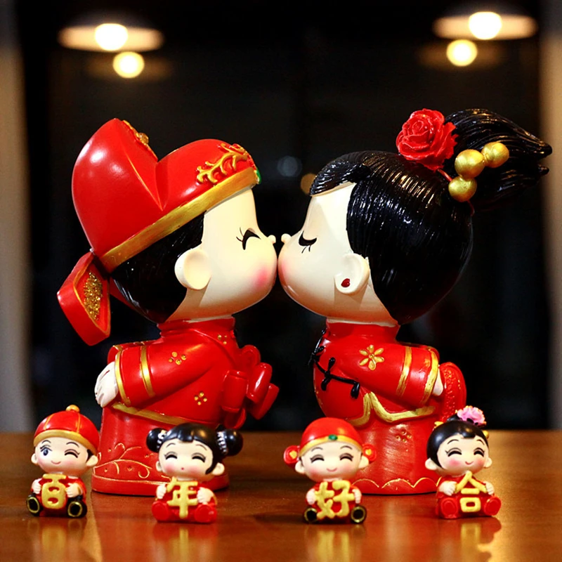 Tranditional Chinese Wedding Doll Decoration Ornament Sweety Bridegroom Bride Gift for Home Decor Fairy Garden Cartoon Statue