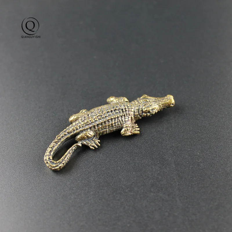 Vintage Brass Chinese Alligator Key Chain Pendant Trinket Retro Copper Reptile Animal Keyring Crocodile Keychain Hanging Jewelry