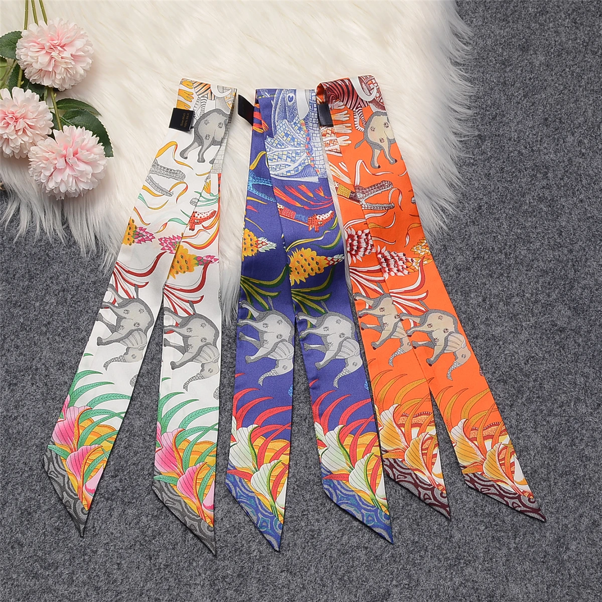 

100% Silk Scarf Elephant Giraffe Brand Design Natural Mulberry Silk Women Scarf Foulard Hair Bag Scarves Neckerchief 2023 New