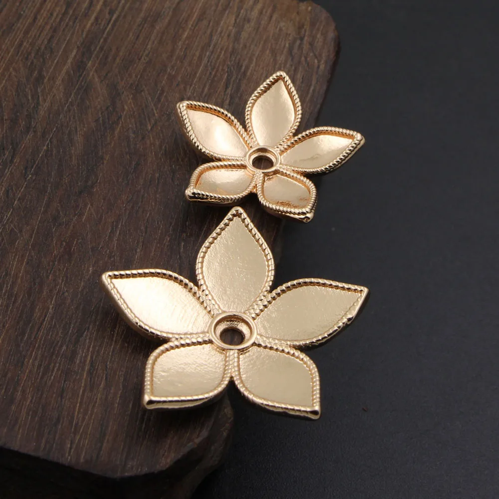 20pcs DIY Jewelry Making Accessories Brass Casted 5 Petals Lotus Flower Caps Charms Pendant Decoration Stamping Quality