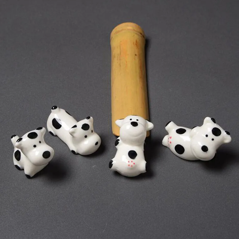 4pcs/set Cute Little Cow Chopstick Rack Chopstick Holder Stand Chopstick Spoon Pillow Rest Kitchen Tableware Ceramic Crafts