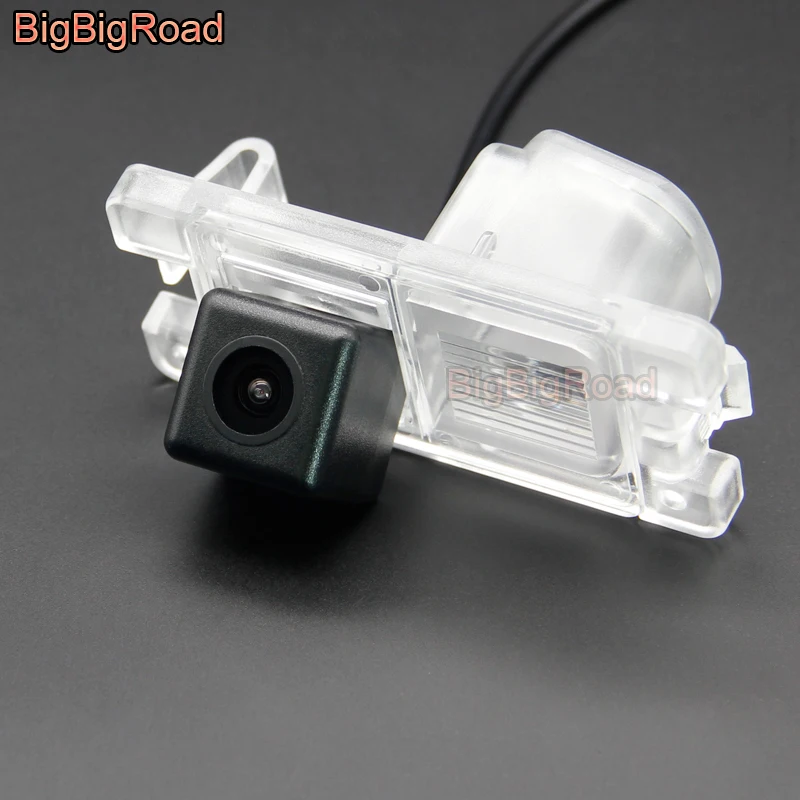 BigBigRoad Car Rear View Parking Camera For Mitsubishi Hunter Triton L200 Sportero Strada MK3 1995-2006 MK4 2005-2013 2014 2015