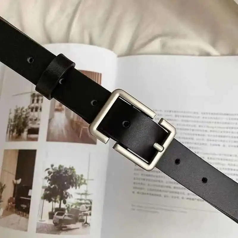 Pasy skórzane dla kobiet modne dżinsy klasyczna Retro prosta klamra prostokątna trzpień żeński nowa sukienka jeansowa miecz goth Luxury punk