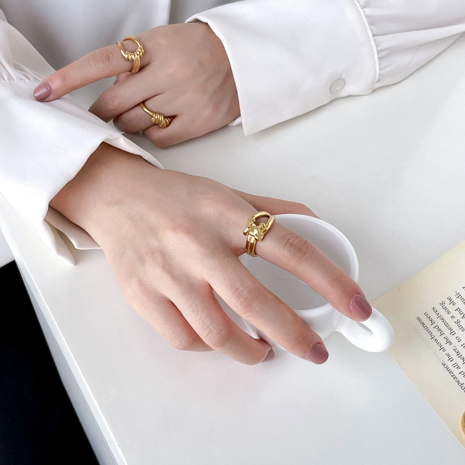 Tarnish Free Waterproof Stainless Steel Twist Rings For Women Braided Twisted Signet Chunky Dome Ring Stacking Band Jewelry