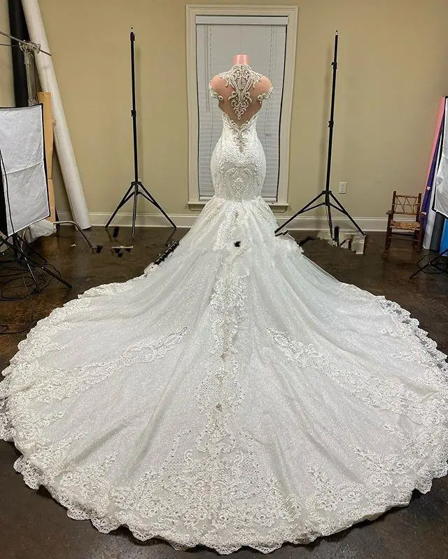 Luxury Crystal Mermaid Wedding Dresses 2021 High Neck Lace Applique Beaded Bridal Gowns Custom Made robes de mariée