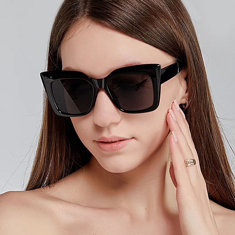 AKA VISION Cateye Oversized Sunglasses Women Gradient Eyewear Shades for Women Wholesale Luxury Square Glasses Gafas De Sol 2023