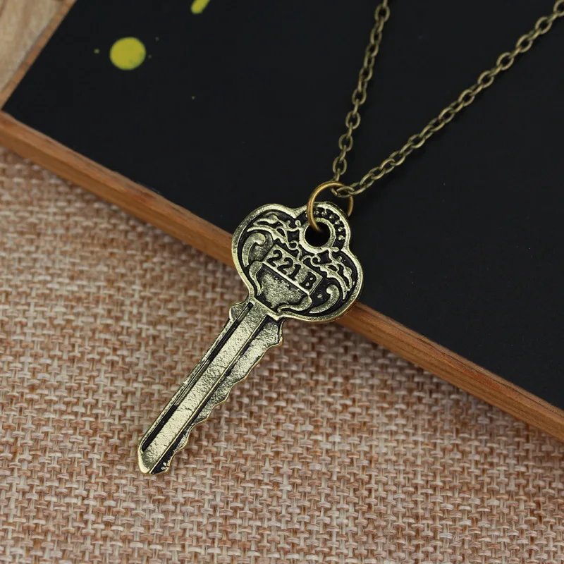 Vintage Color Sherlock 221b House Key Necklace Key Shape Pendant Necklaces For Women Men Fans Jewelry Cosplay Gifts