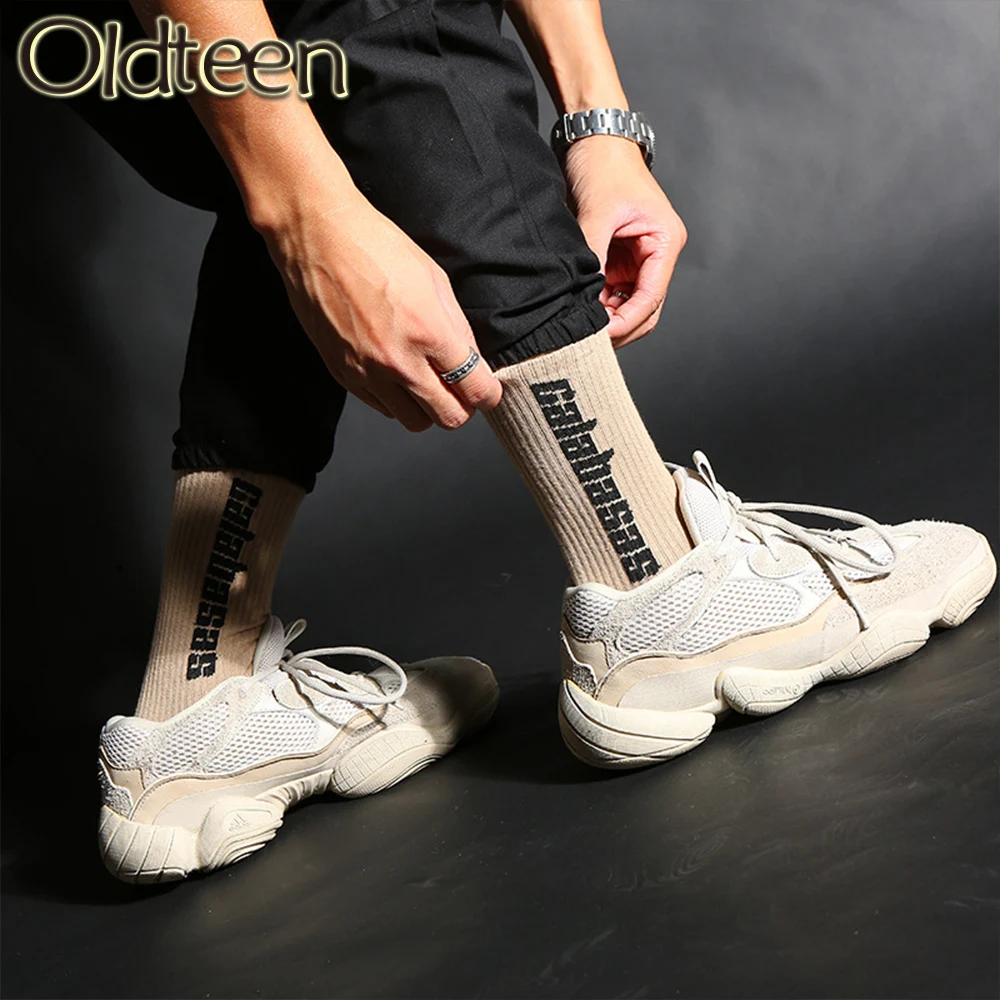 Fashion Harajuku Men Cotton Socks Women Streetwear Kanye West Ins Crew Socks Hip Hop Letter Calabasas Sock Long Skateboard Style