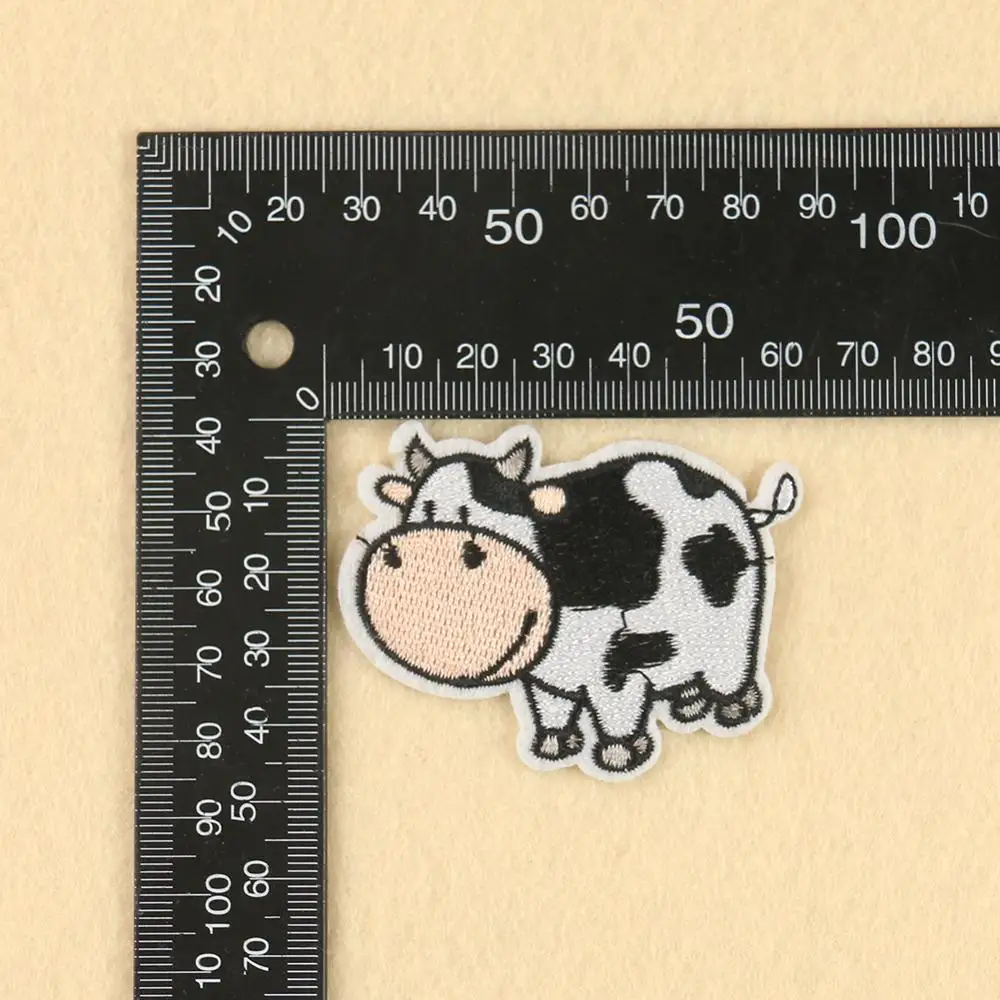 2/5pc Cute Farm Milk Cows Patch Cartoon Animal Embroidery For Backpack Clothes Clothing Costume Bag Hat Diy Decor Applique Badge