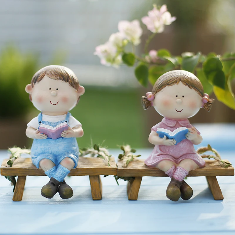 American Garden Swing Doll Resin Accessories Courtyard Homestay Figurines Crafts Balcony Layout Top Floor Ornaments Decoration