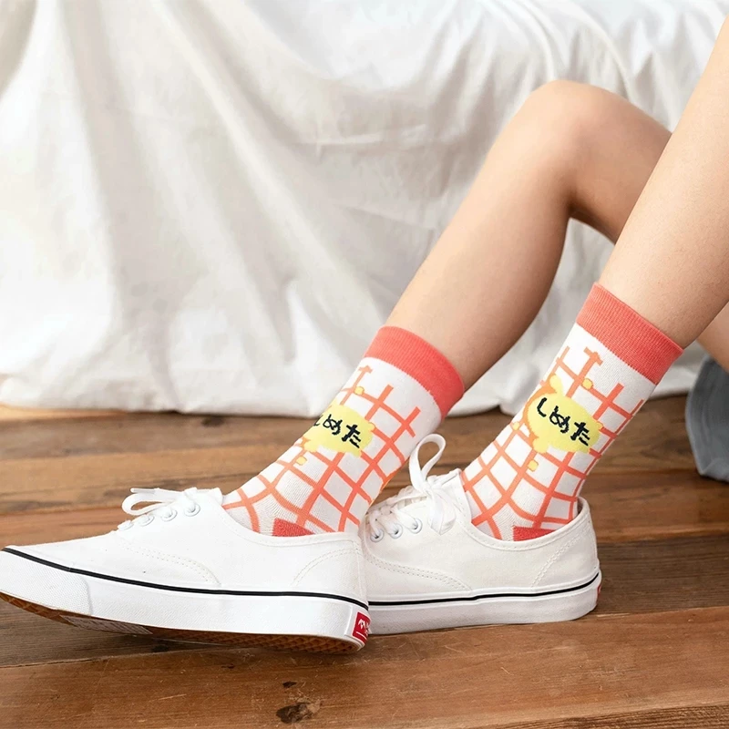 Kawaii Bear Japanese Men and Women Socks Cotton Red tomato Harajuku Graffiti Fashion Happy Funny Dropshipping Soft Girl Sockings