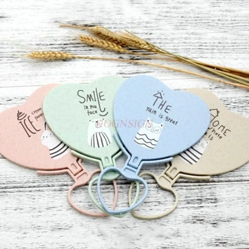 Kleine spiegel Hartvormige spiegel Hd Desktop Desktop Dressing Spiegel Kleine frisse hangende prinsessenspiegel Verkoop